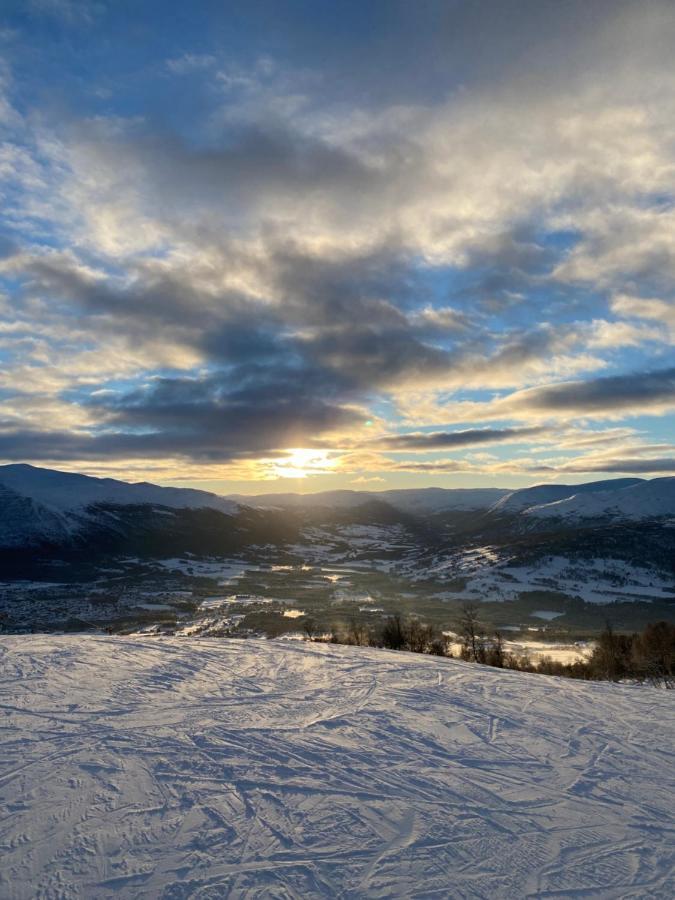 Vangslia, Oppdal. Lekker Leilighet Med Ski Inn/Ski Ut Екстер'єр фото