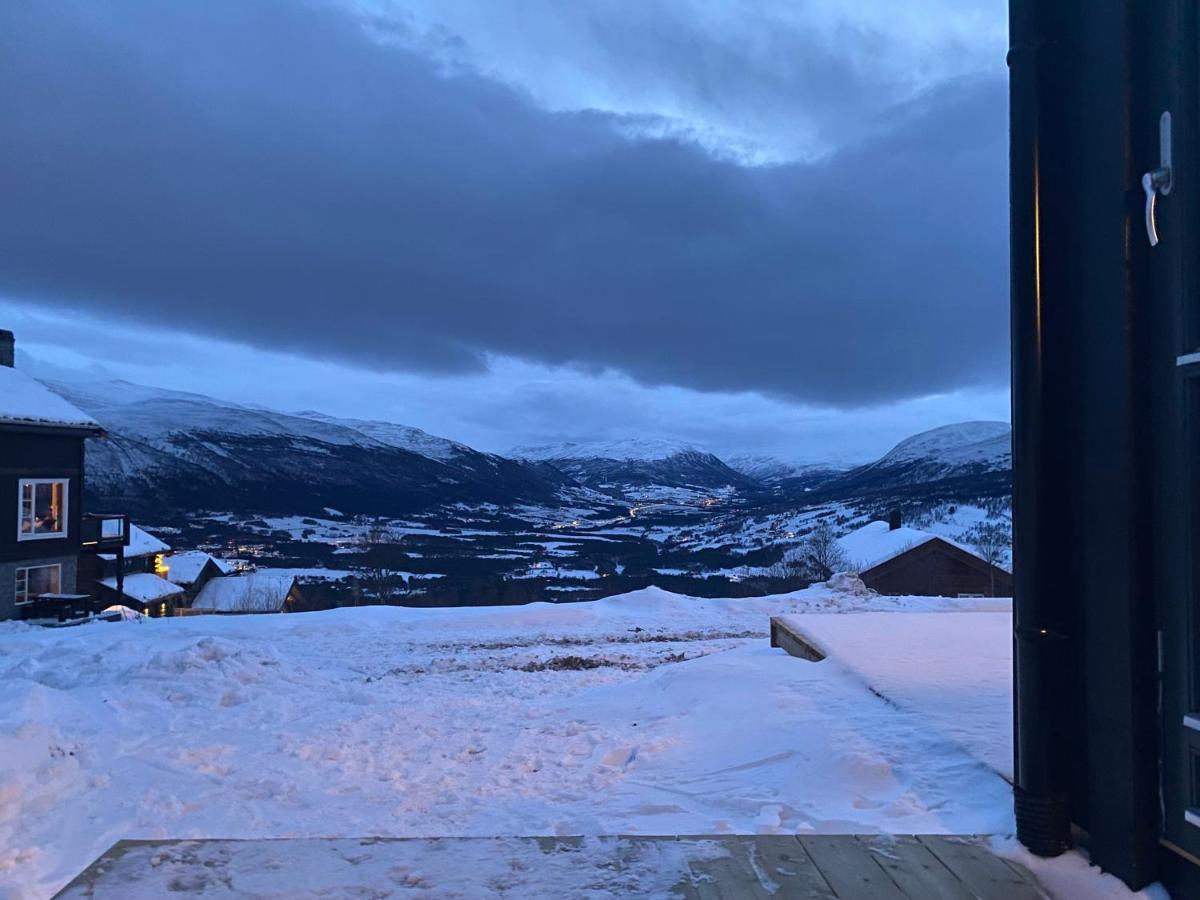 Vangslia, Oppdal. Lekker Leilighet Med Ski Inn/Ski Ut Екстер'єр фото